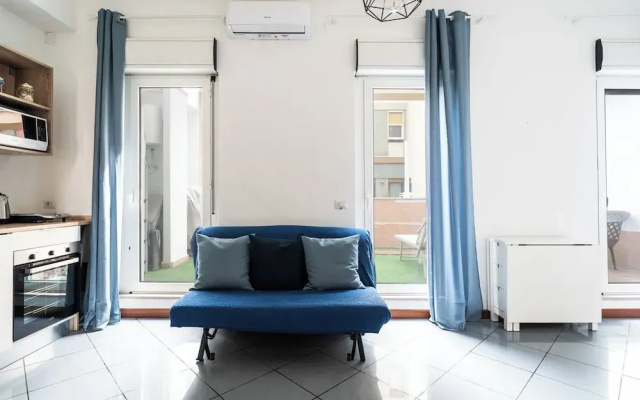 Lovely Terrace Apartment by Wonderful Italy