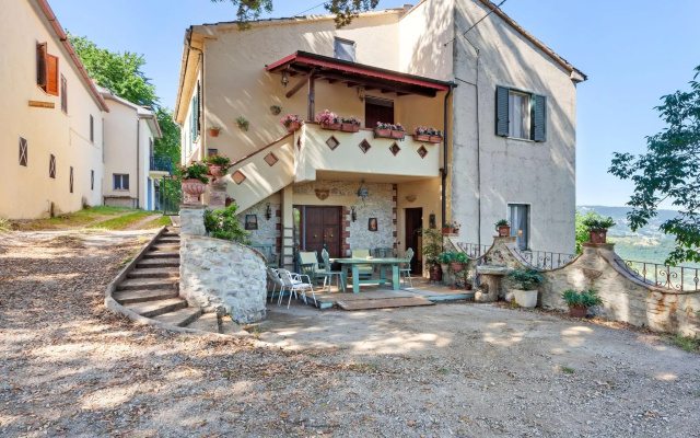 Apartment in Stroncone Near Piediluco Lake