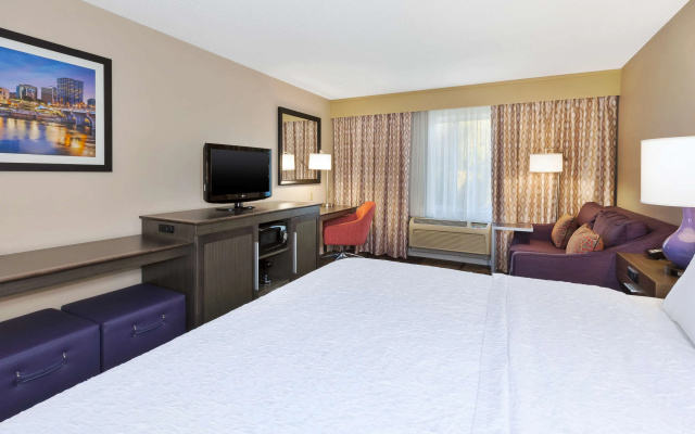 Hampton Inn Waterbury