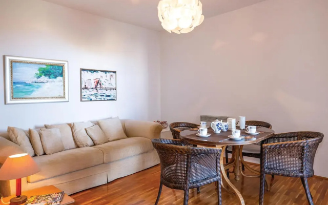 Nice Home in Makarska With Wifi and 3 Bedrooms