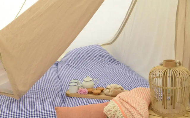 Tent Lodge With Private Kitchen and Bathroom
