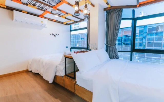 B Innspire Hotel