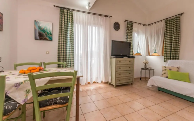 Stunning Apartment in Sukosan With Wifi and 2 Bedrooms