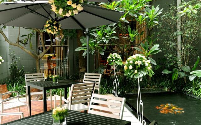 Отель Royal Tulip Luxury Hotels Carat - Guangzhou Китай, Гуанчжоу - 2 отзыва об отеле, цены и фото номеров - забронировать отель Royal Tulip Luxury Hotels Carat - Guangzhou онлайн вид на фасад