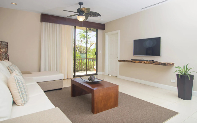 Breeze Private Residence Club