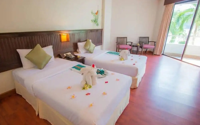 Phi Phi Island Cabana Hotel