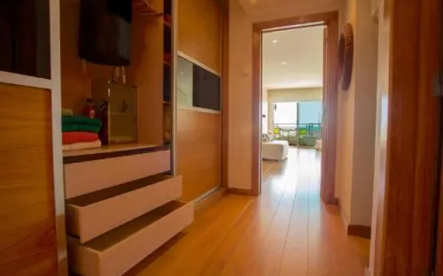 LovelyStay - Ericeira Beach Apartment with Sea View