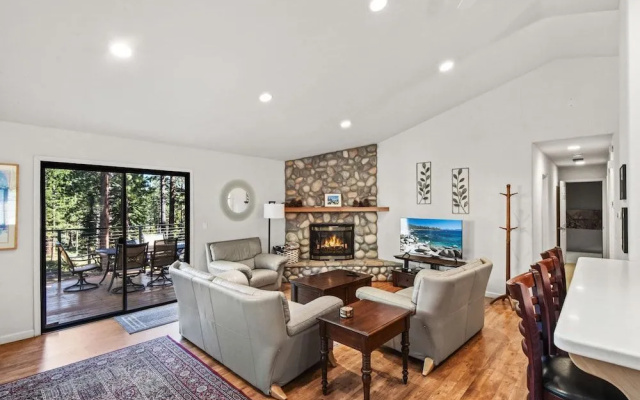 Tranquil Tumbleweed Close to Skiing & More!