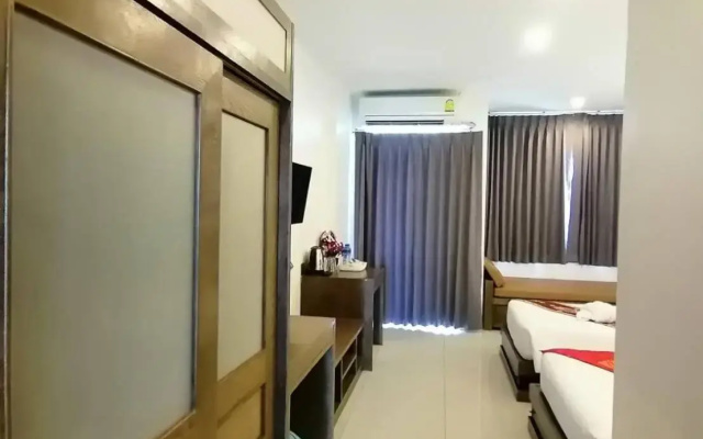 NJ Patong Hotel