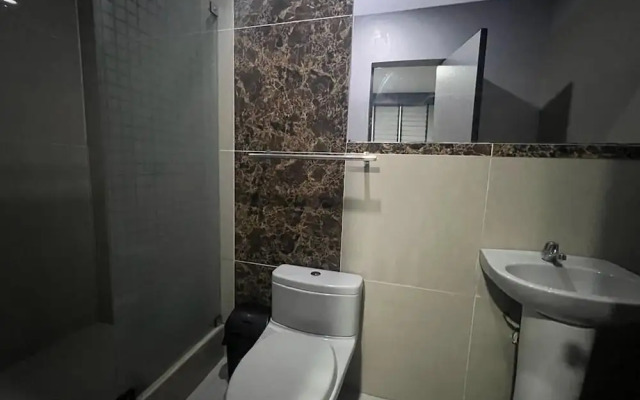 Adrian Hotel