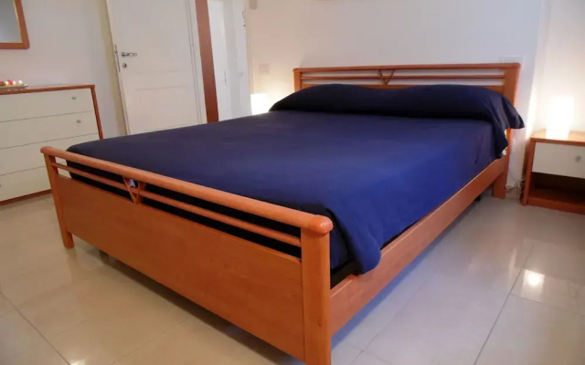 Fabulous Villa in Barasso near Lake