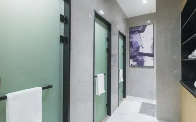 Yanhu Hantian Garden Hotel