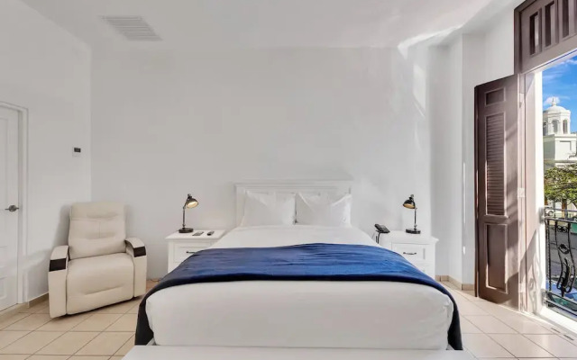 Armas Hotel