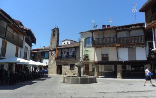 El Balcon De La Vera In Villanueva De La Vera Spain From 174 Photos Reviews Zenhotels Com