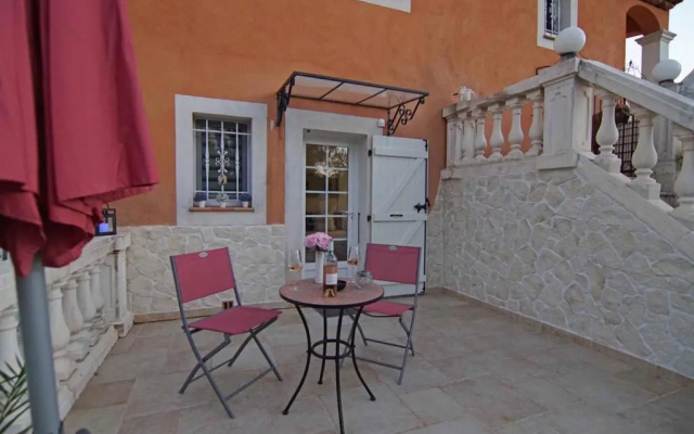 Chez Amali