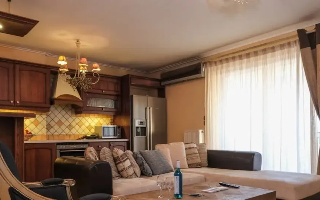 84m² homm Beautiful Family Flat, Nea Smirni 2BD