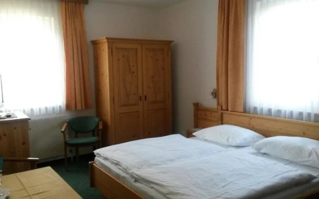 Cafe-Pension Familie Parzer