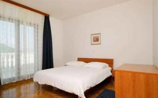 Apartments Pucisca