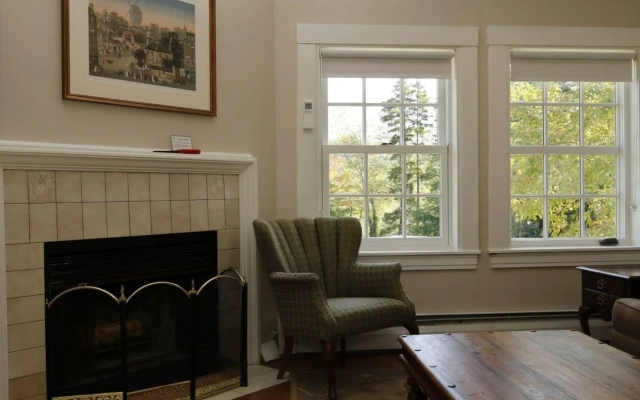 The White House Inn