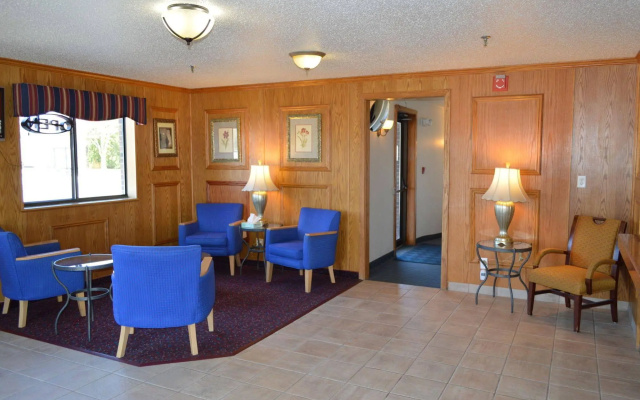 Crystal Inn and Suites