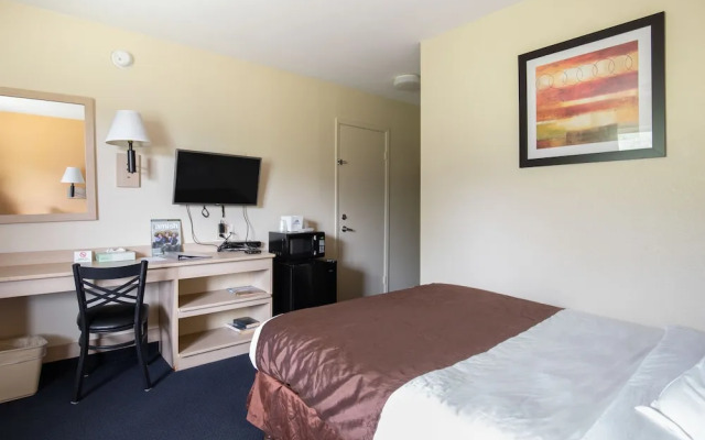 Americas Best Value Inn New Philadelphia