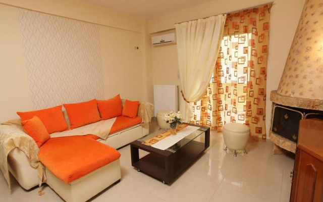 Life Maisonette Cozy Getaway 5 min From the Beach
