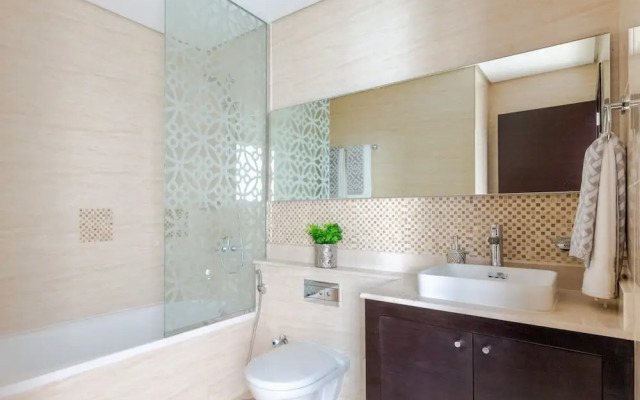 Superb & Incomparable 2BR With Study in the Heart of Downtown Dubai!