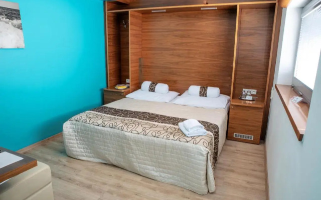 Restaurant & Design Hotel Noem Arch