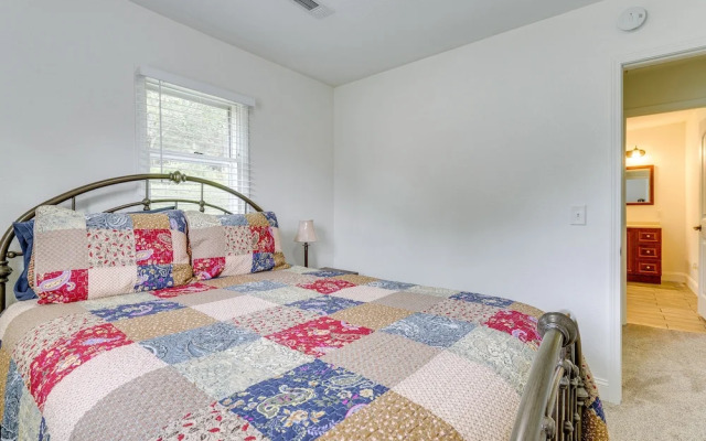 Blairsville Beauty Near Hiking Trails & Vineyards!