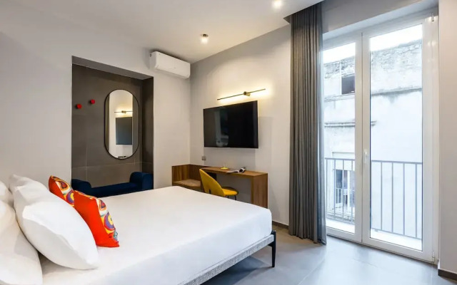 Pop House in Heart of Sanit by Wonderful Italy