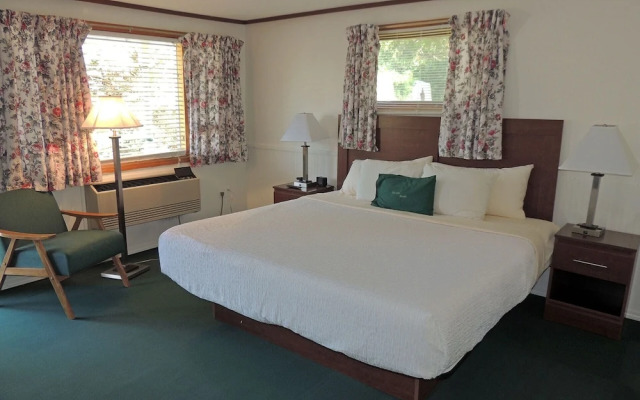 Rock Ledge Motel
