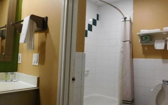 Regency Inn Suites