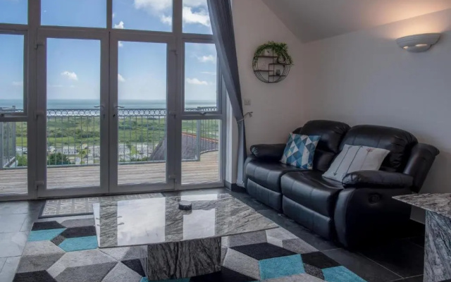 Nautilus - 2 Bedroom Apartment - Pendine