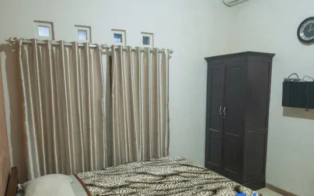 Guest House Kraton Mas