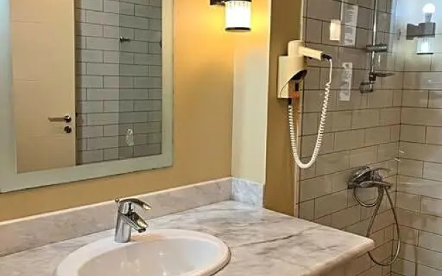 2-Bedroom Private Villa at Cove