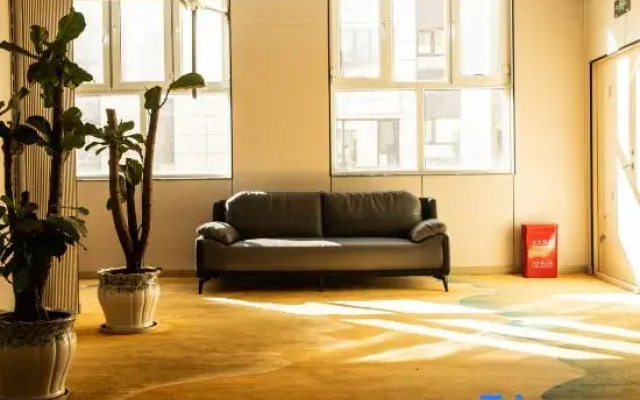 Zhongpu Hotel