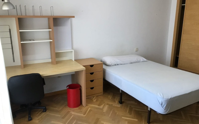 Residencias Universitarias Jose Luis 64