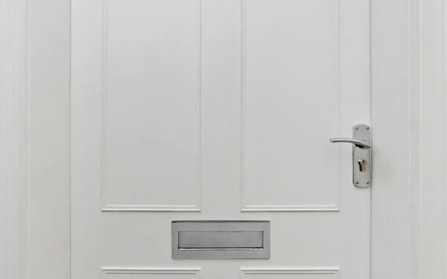 Ultra Modern, West End Village, Refurbished 1 bed