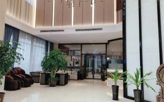 Sovereign Garden Hotel