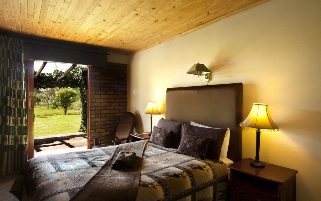 Airport Bird & Game Lodge