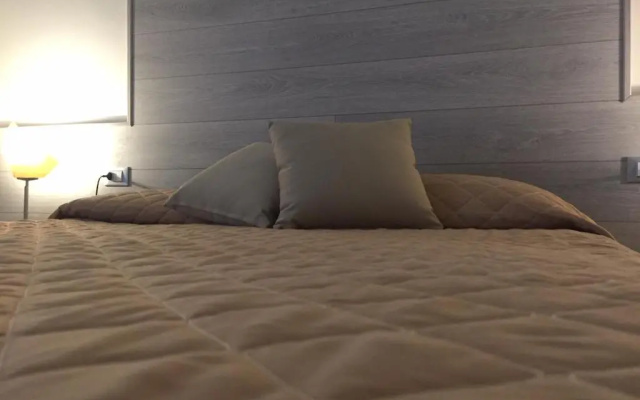 Poloni Apartment