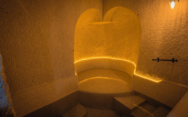 Sur Cave Hotel