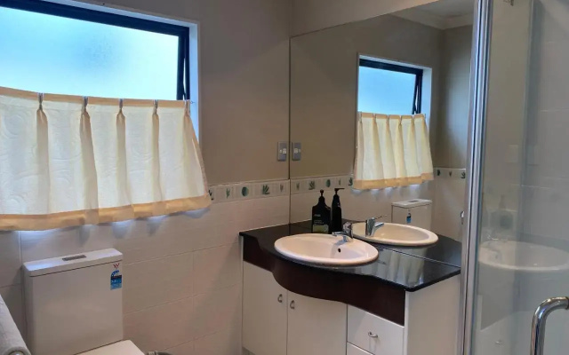 QQ Homestay Auckland