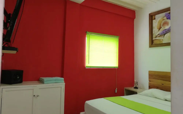 Hostal Caracoles