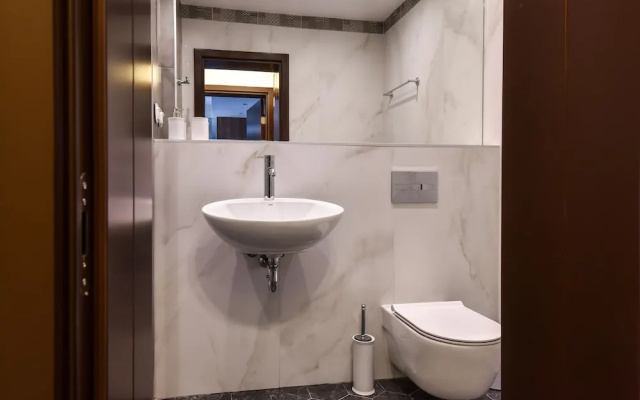 FM Luxury 2-BDR Apartment - Sofia Dream on Skobelev Blvd.