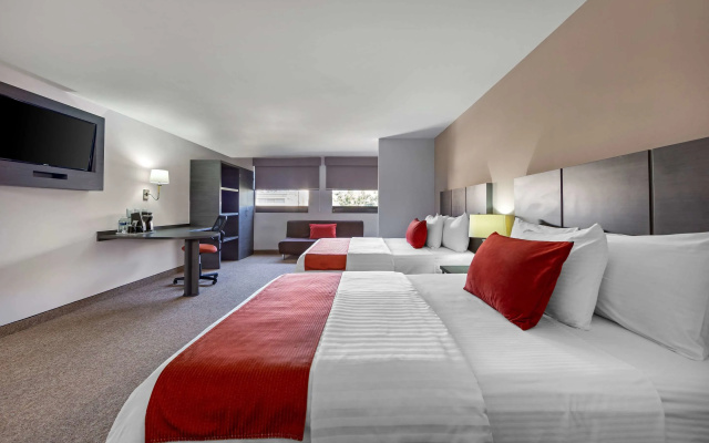BeWow Hotel Querétaro