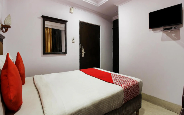 Collection O 36047 Hotel Srinivasa Residency