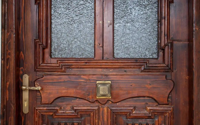 Guest House - To Archontiko