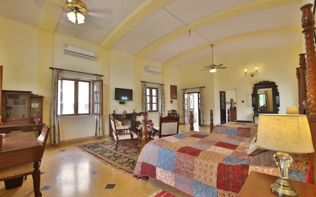 Roop Niwas Kothi