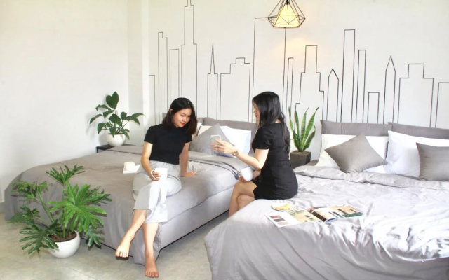 Midmost Boutique Hostel